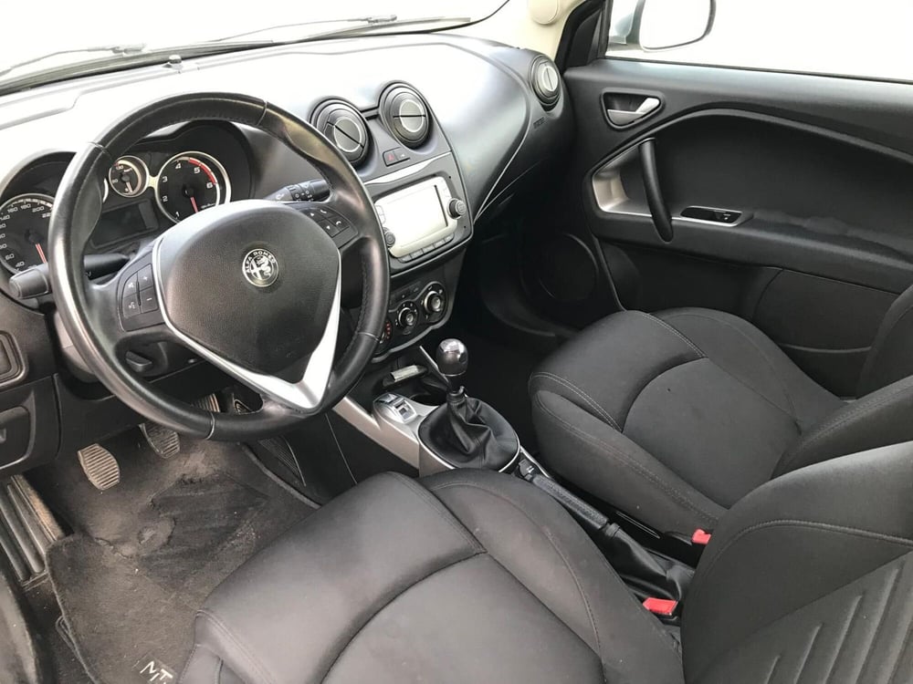 Alfa Romeo MiTo usata a Ancona (11)