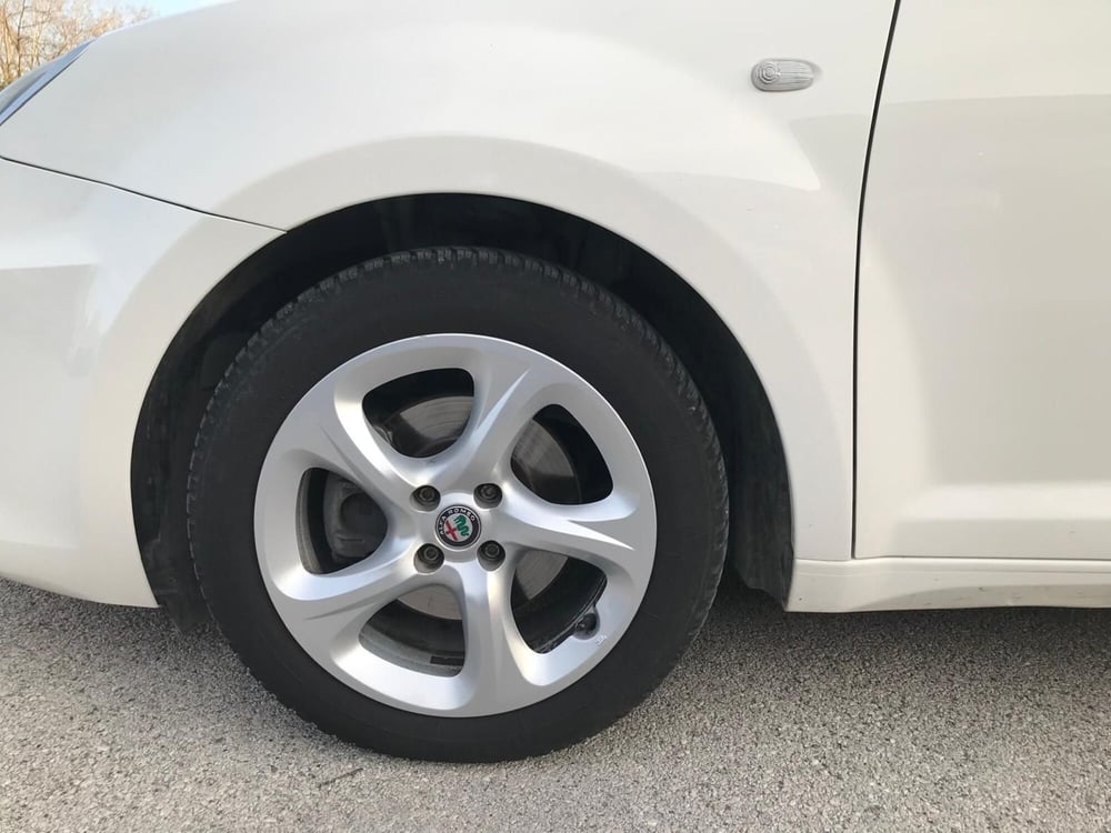 Alfa Romeo MiTo usata a Ancona (9)