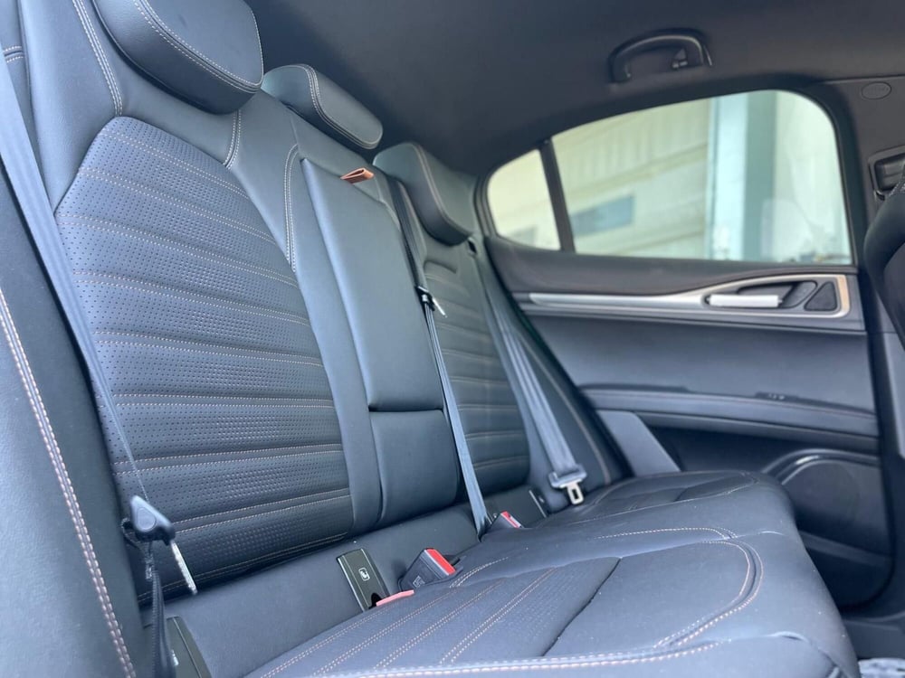 Alfa Romeo Stelvio nuova a Ancona (20)