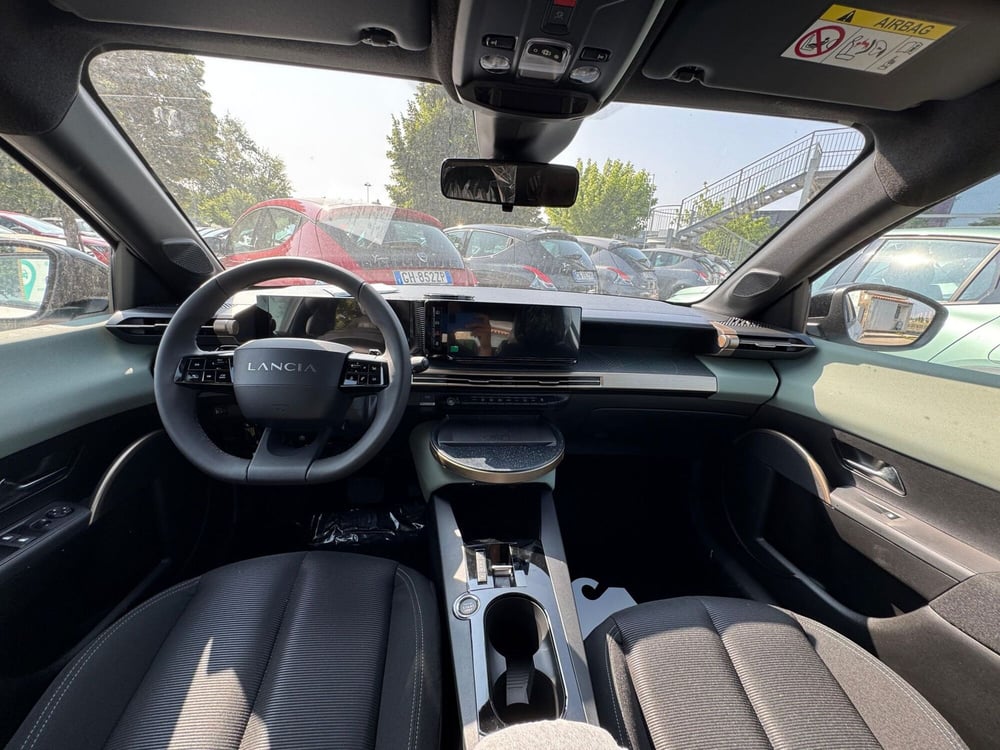Lancia Ypsilon nuova a Frosinone (13)