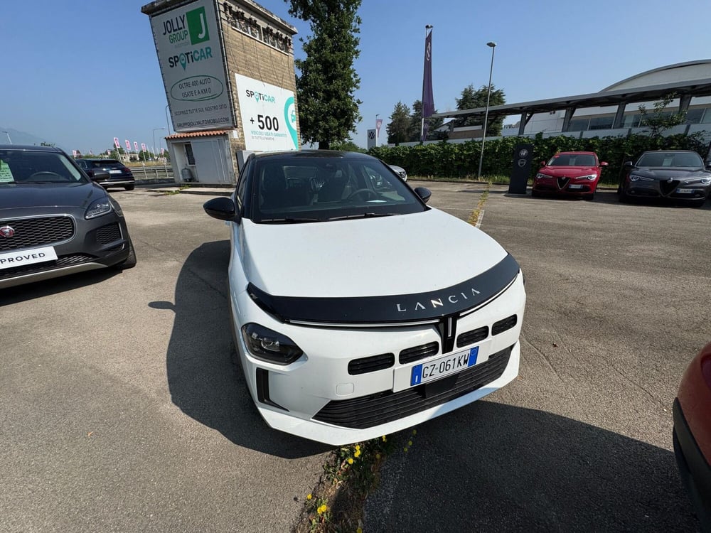 Lancia Ypsilon nuova a Frosinone (2)