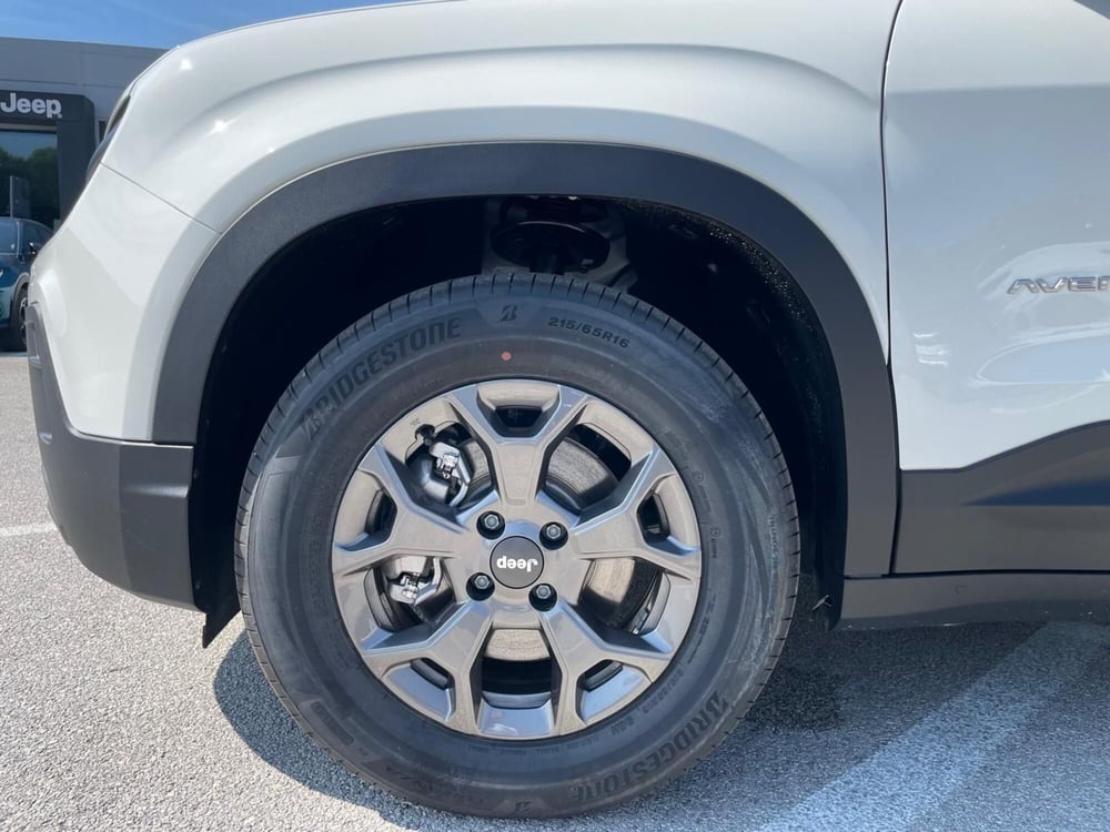 Jeep Avenger nuova a Ancona (8)