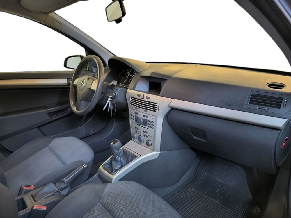 Opel Astra Station Wagon usata a Udine (10)
