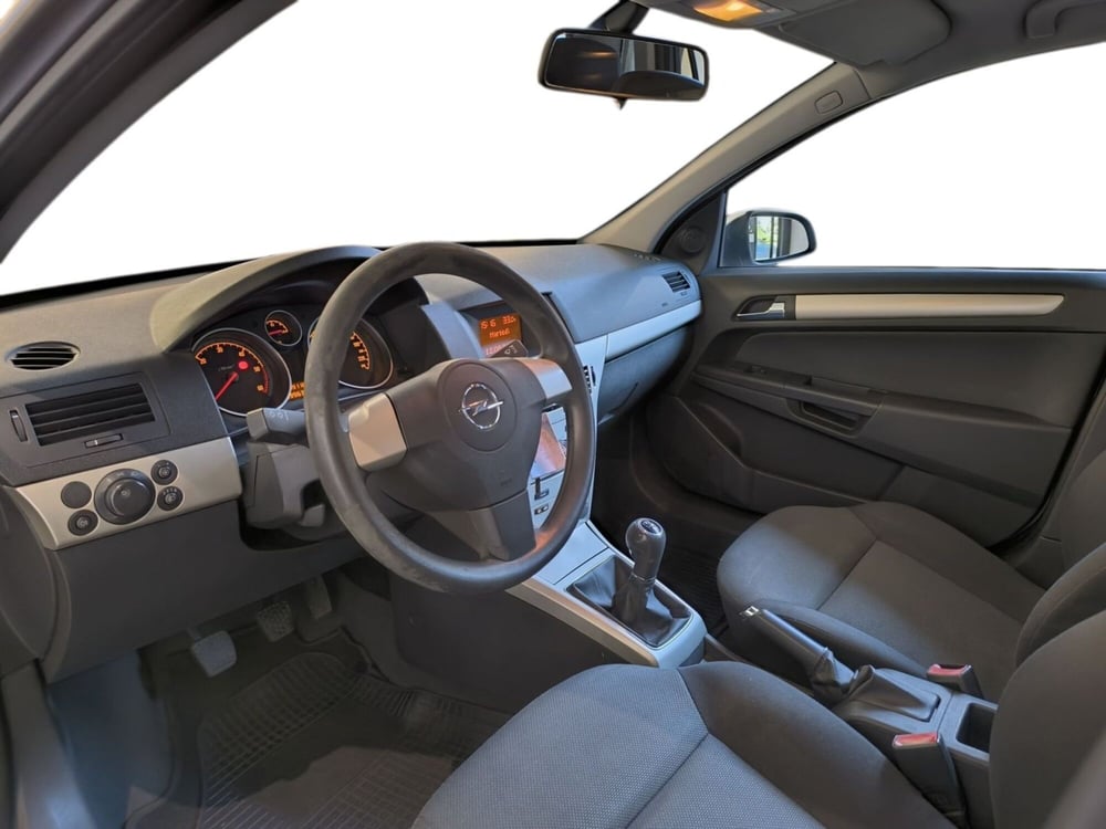 Opel Astra Station Wagon usata a Udine (8)