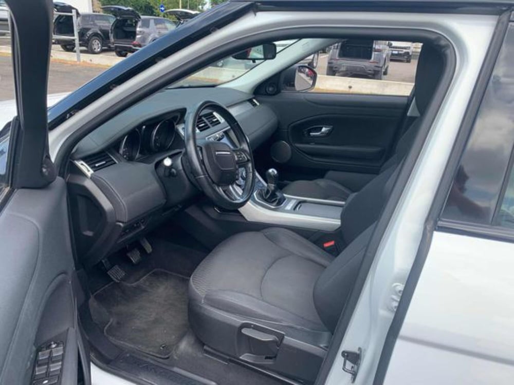 Land Rover Range Rover Evoque usata a Lucca (9)