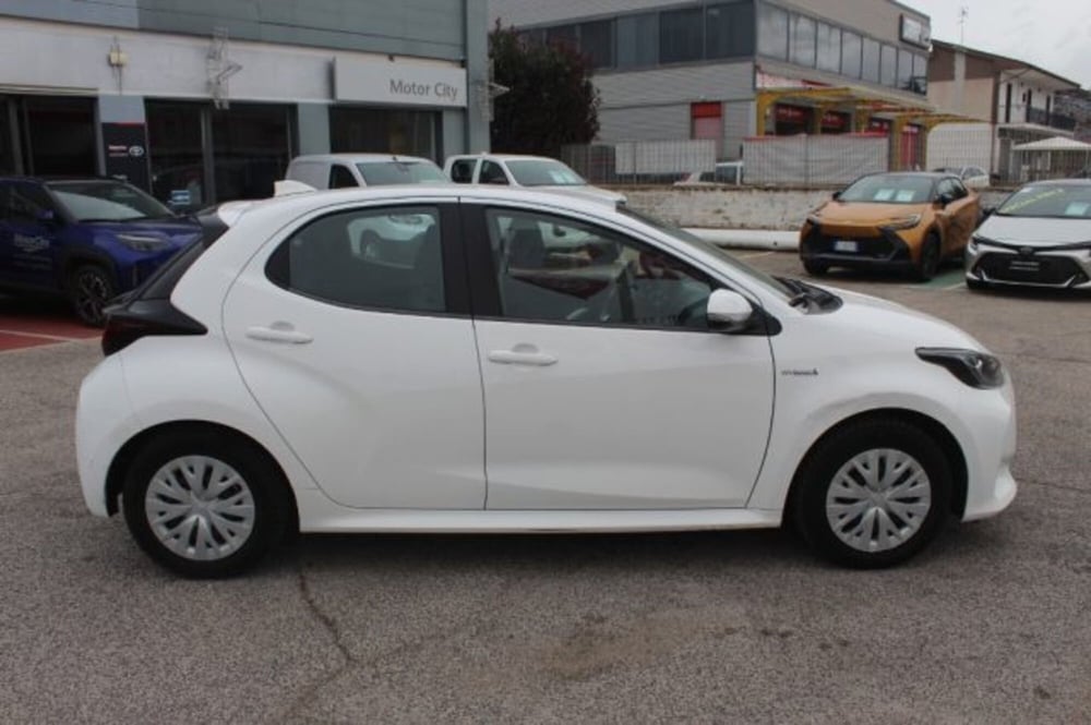 Toyota Yaris Cross usata a Roma (13)
