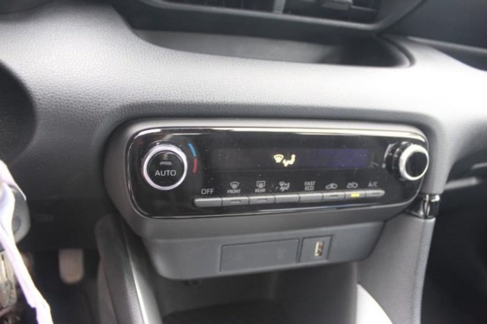 Toyota Yaris Cross usata a Roma (15)