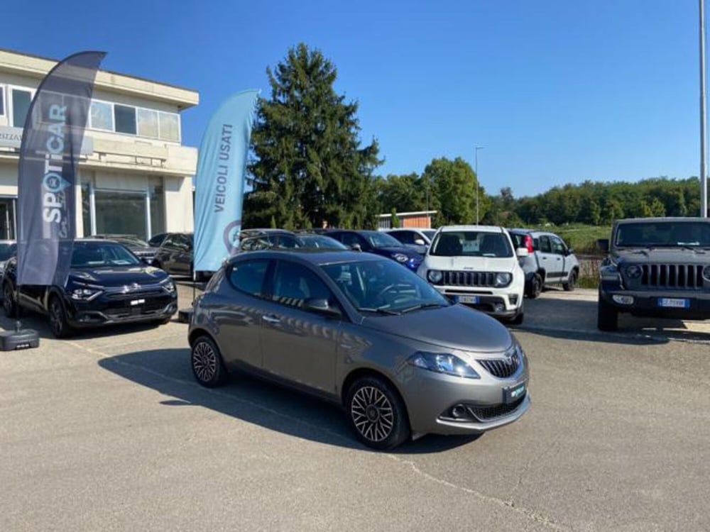Lancia Ypsilon usata a Firenze (3)