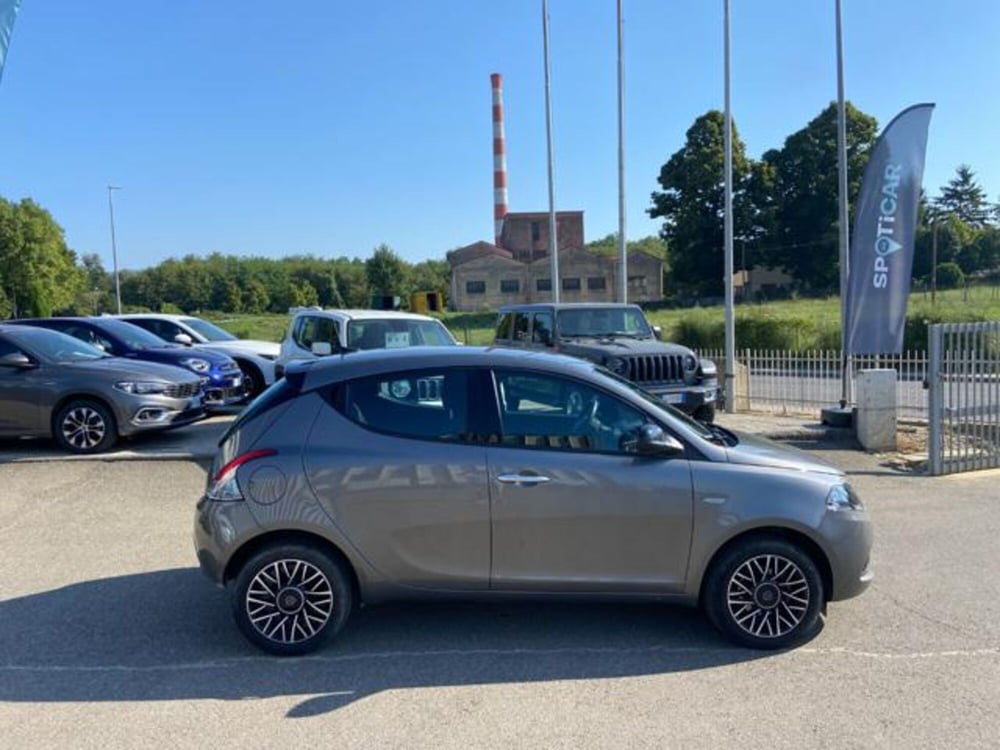 Lancia Ypsilon usata a Firenze (4)