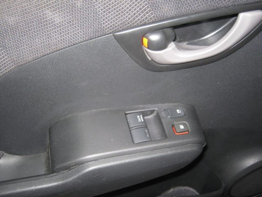Honda Jazz usata a Ascoli Piceno (13)