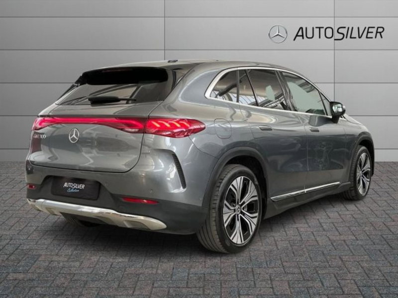 Mercedes-Benz EQE SUV usata a Verona (2)
