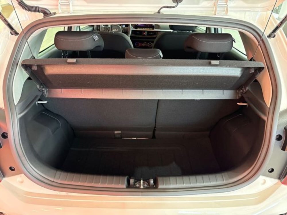 Kia Picanto nuova a Catania (12)