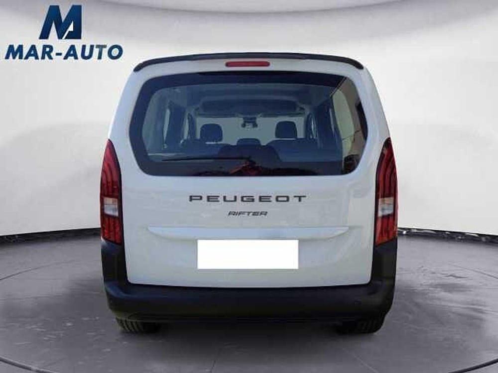 Peugeot Rifter nuova a Treviso (18)