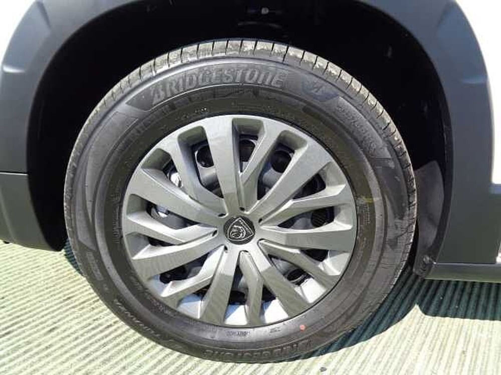 Peugeot Rifter nuova a Treviso (6)