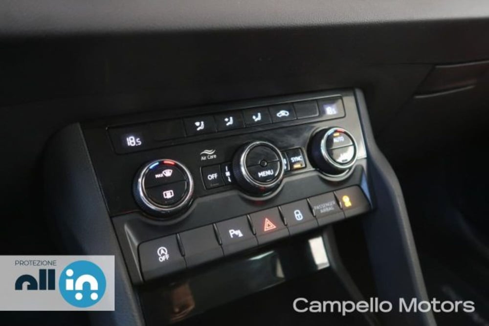 Skoda Karoq usata a Venezia (12)