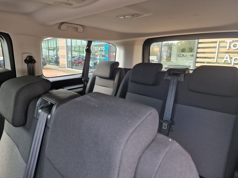 Toyota Proace Verso usata a Como (8)