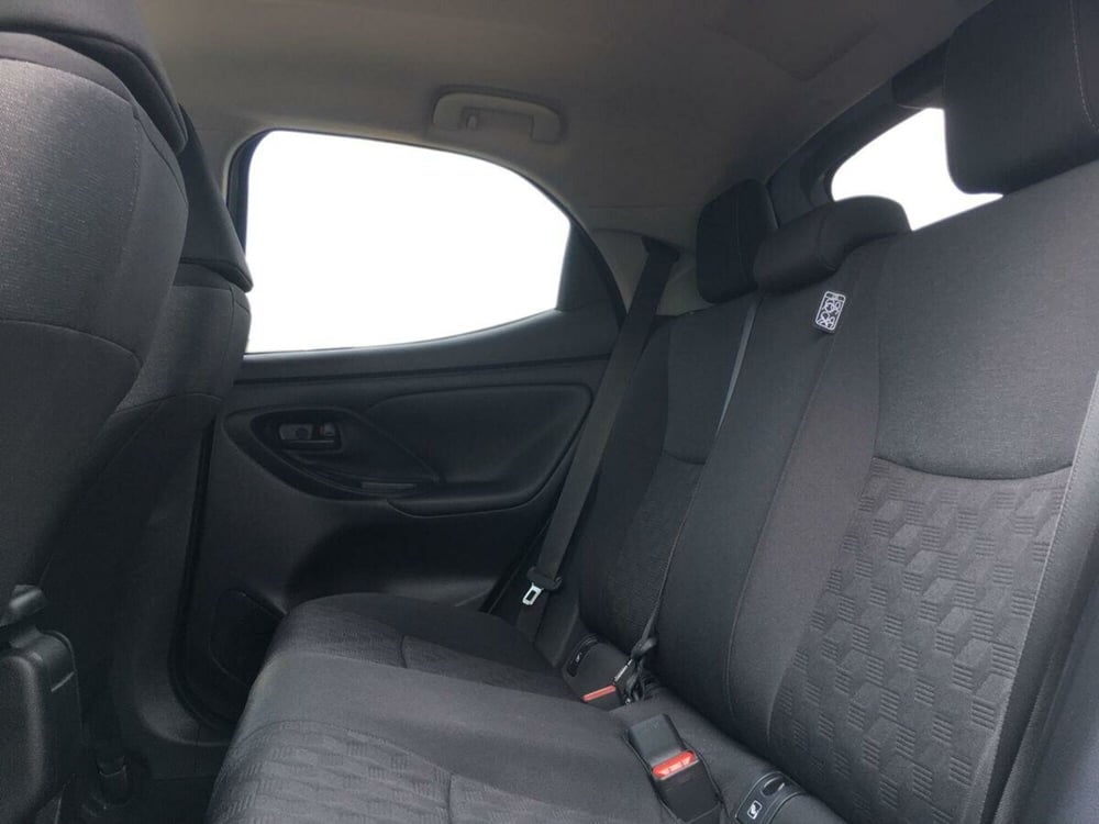 Toyota Yaris usata a Lecco (11)