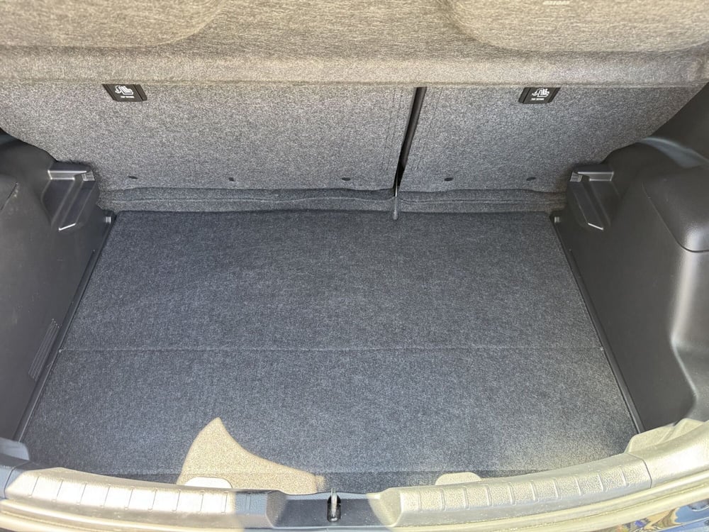 Toyota Yaris usata a Como (12)