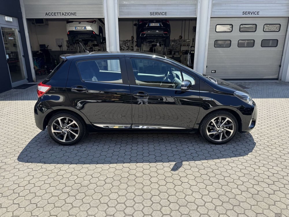 Toyota Yaris usata a Como (13)