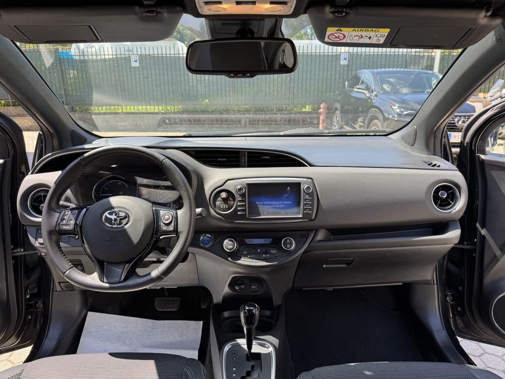 Toyota Yaris usata a Como (8)