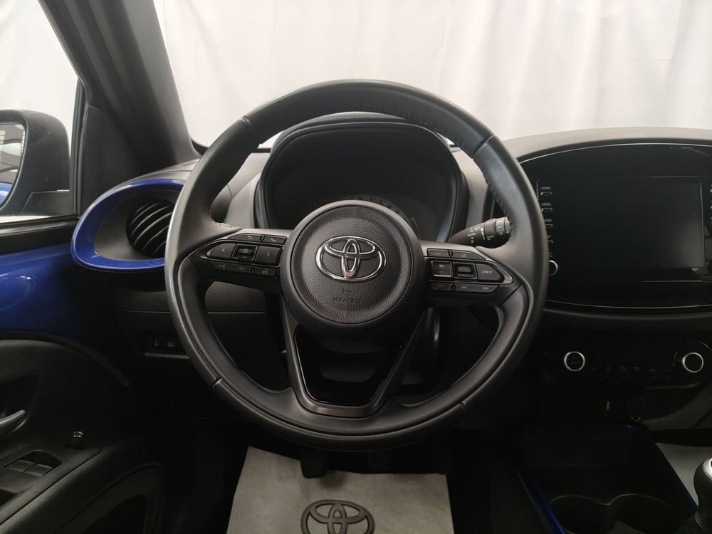 Toyota Aygo X usata a Roma (11)
