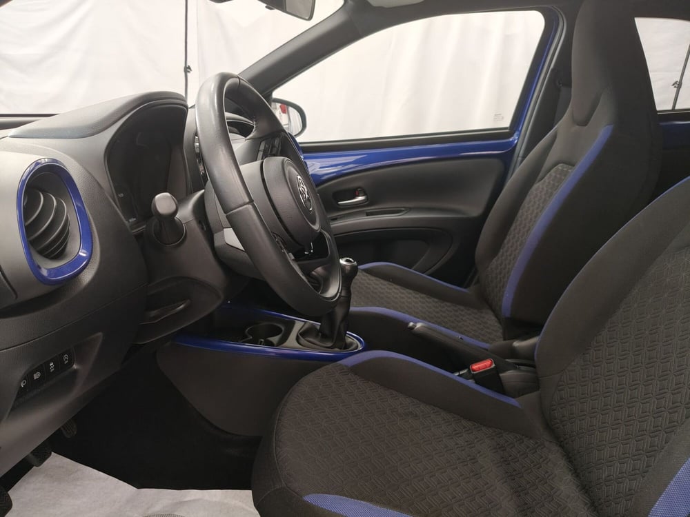 Toyota Aygo X usata a Roma (14)