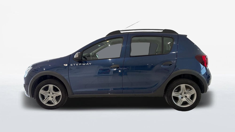 Dacia Sandero usata a Viterbo (6)