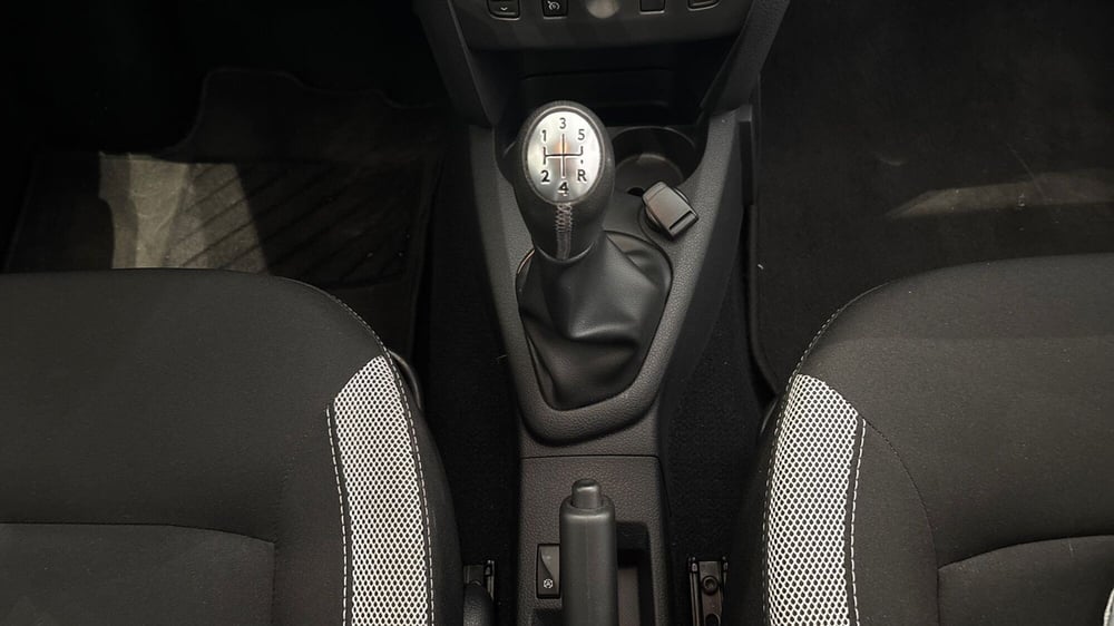 Dacia Sandero usata a Viterbo (8)