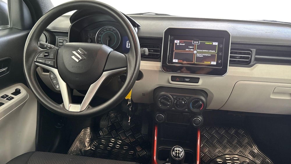 Suzuki Ignis usata a Viterbo (15)