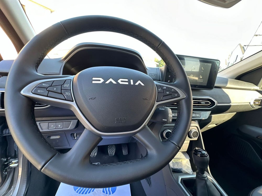 Dacia Jogger nuova a Monza e Brianza (10)