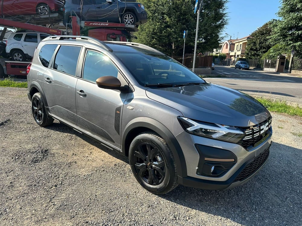 Dacia Jogger nuova a Monza e Brianza (2)