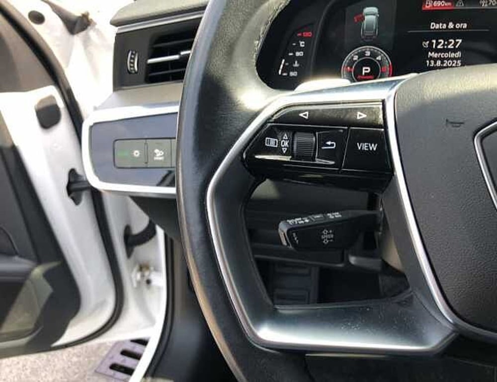 Audi A6 Avant usata a Lucca (16)