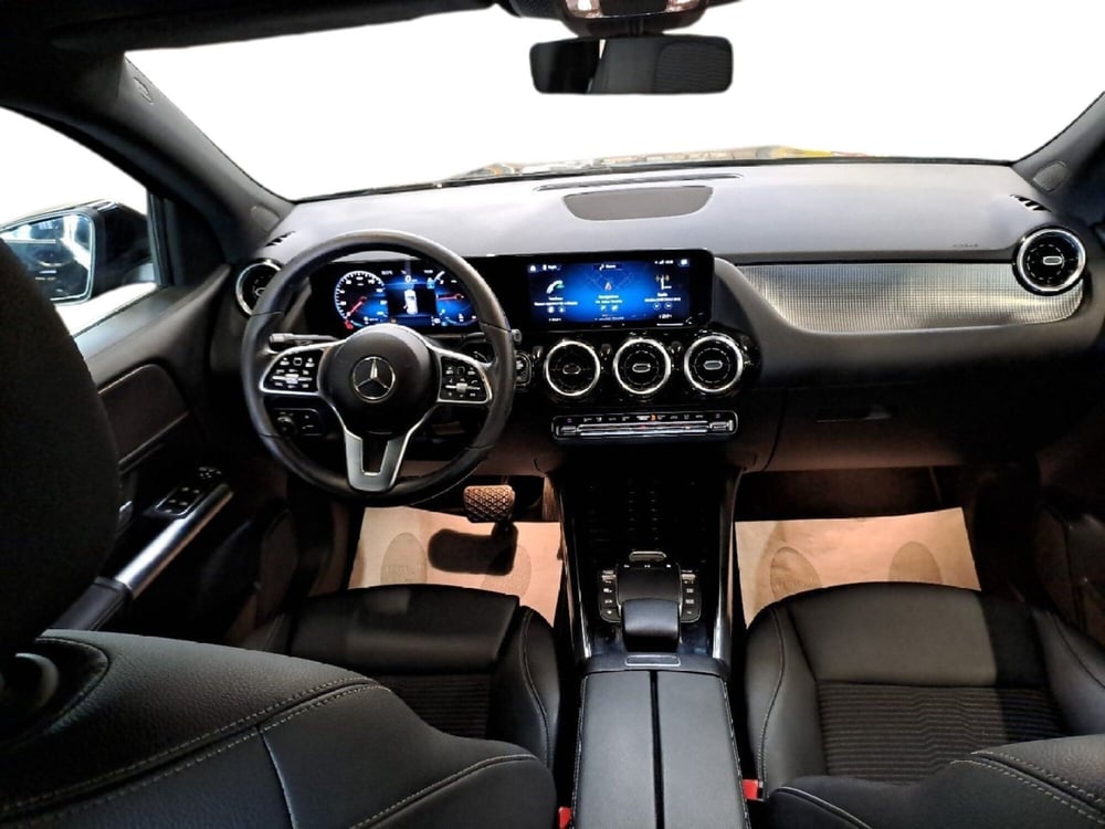 Mercedes-Benz GLA SUV usata a Pescara (8)