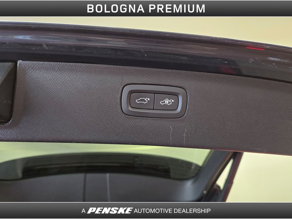 Volvo XC90 usata a Bologna (10)