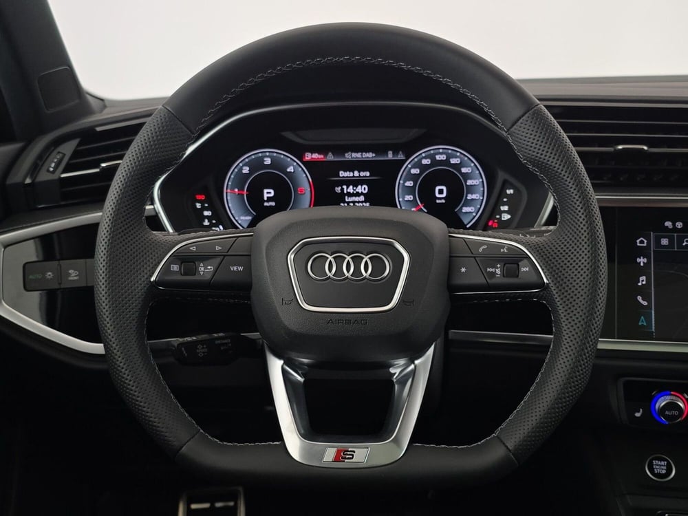 Audi Q3 Sportback nuova a Alessandria (11)