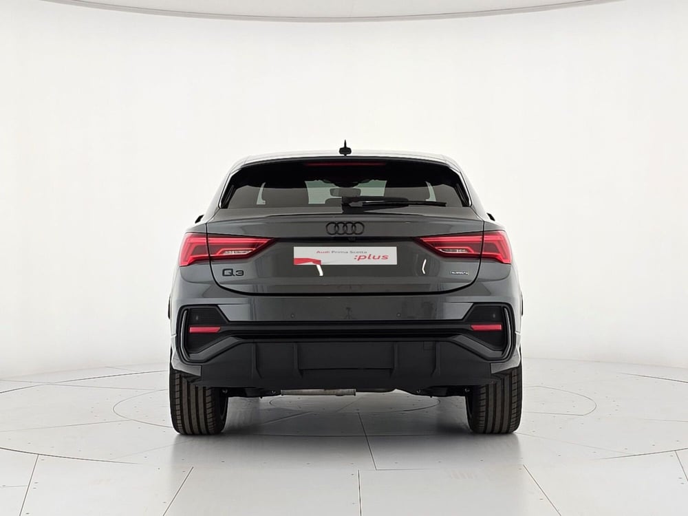Audi Q3 Sportback nuova a Alessandria (5)
