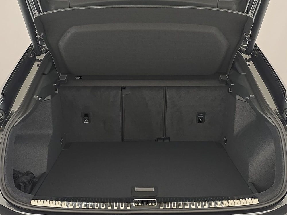 Audi Q3 Sportback nuova a Alessandria (8)