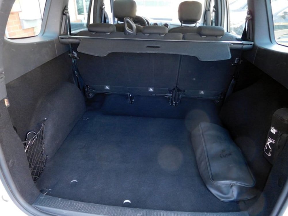Dacia Lodgy usata a Rimini (10)