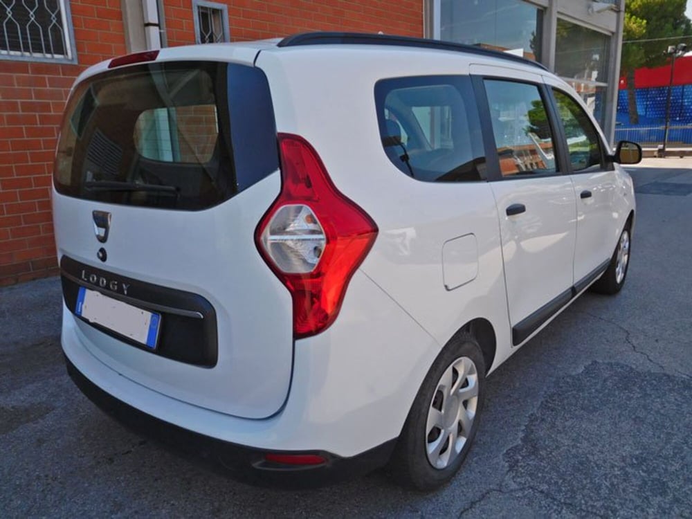 Dacia Lodgy usata a Rimini (3)