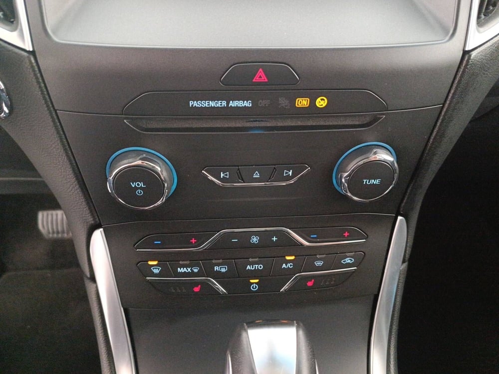 Ford Edge usata a Treviso (19)