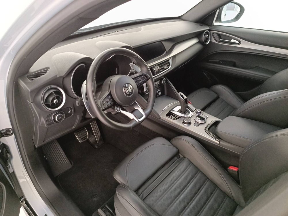 Alfa Romeo Stelvio usata a Treviso (10)