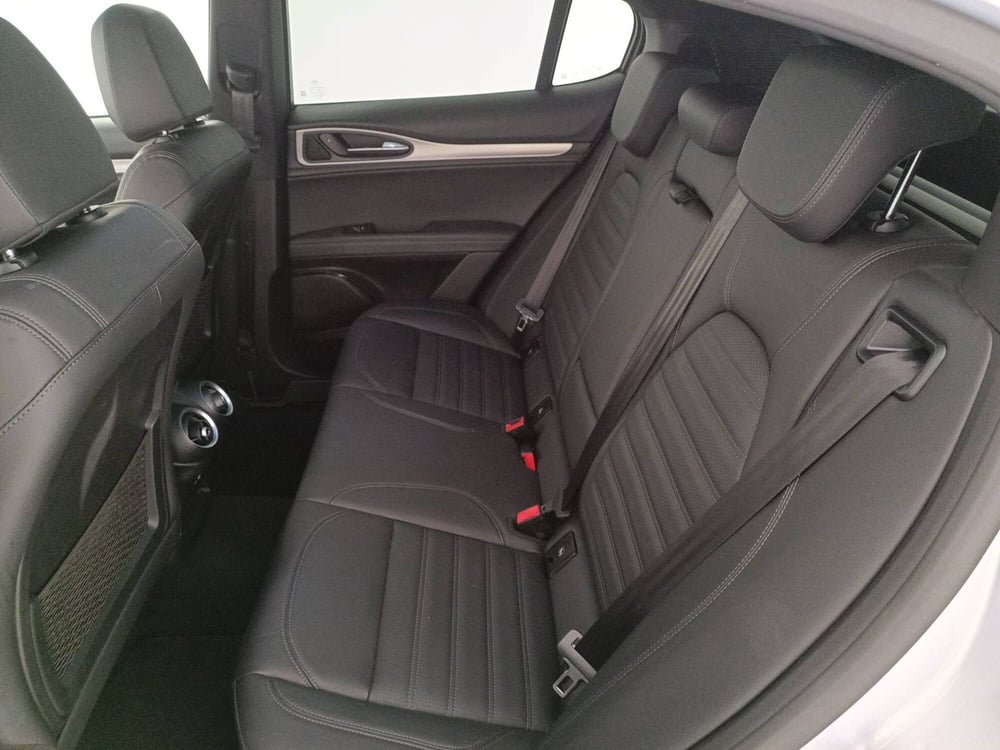 Alfa Romeo Stelvio usata a Treviso (12)