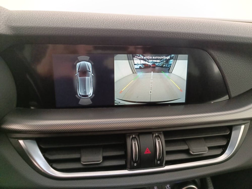 Alfa Romeo Stelvio usata a Treviso (18)