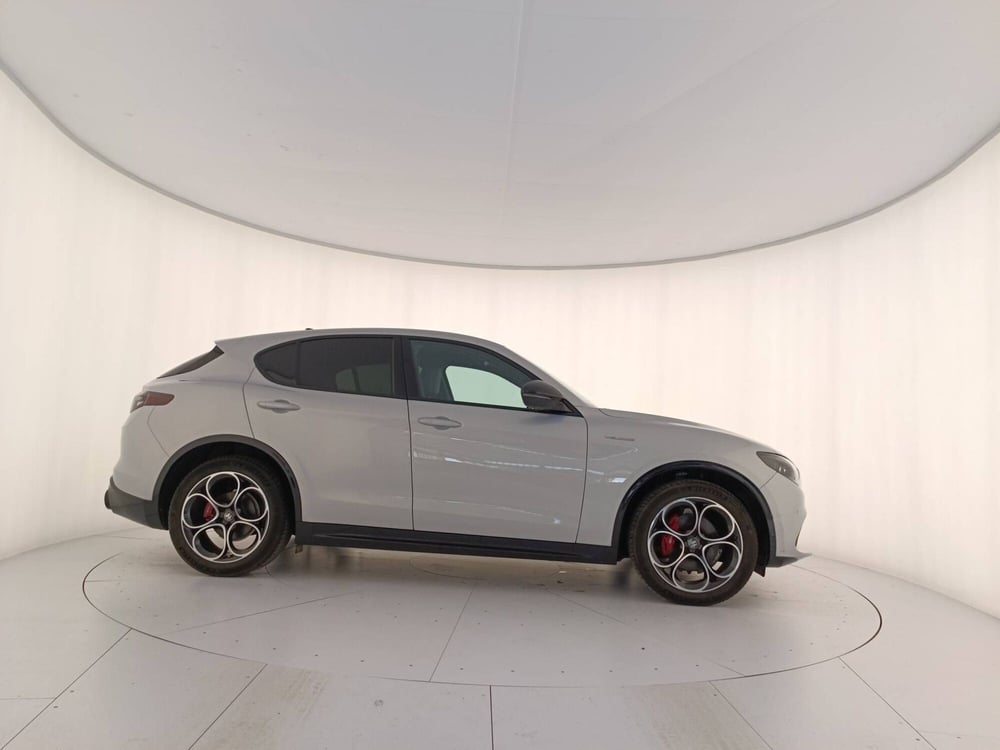 Alfa Romeo Stelvio usata a Treviso (7)