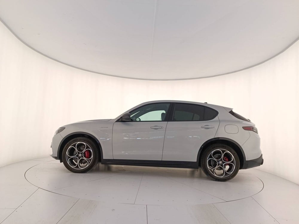 Alfa Romeo Stelvio usata a Treviso (8)
