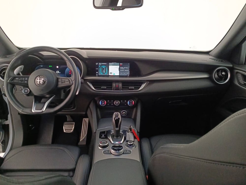 Alfa Romeo Stelvio usata a Treviso (9)