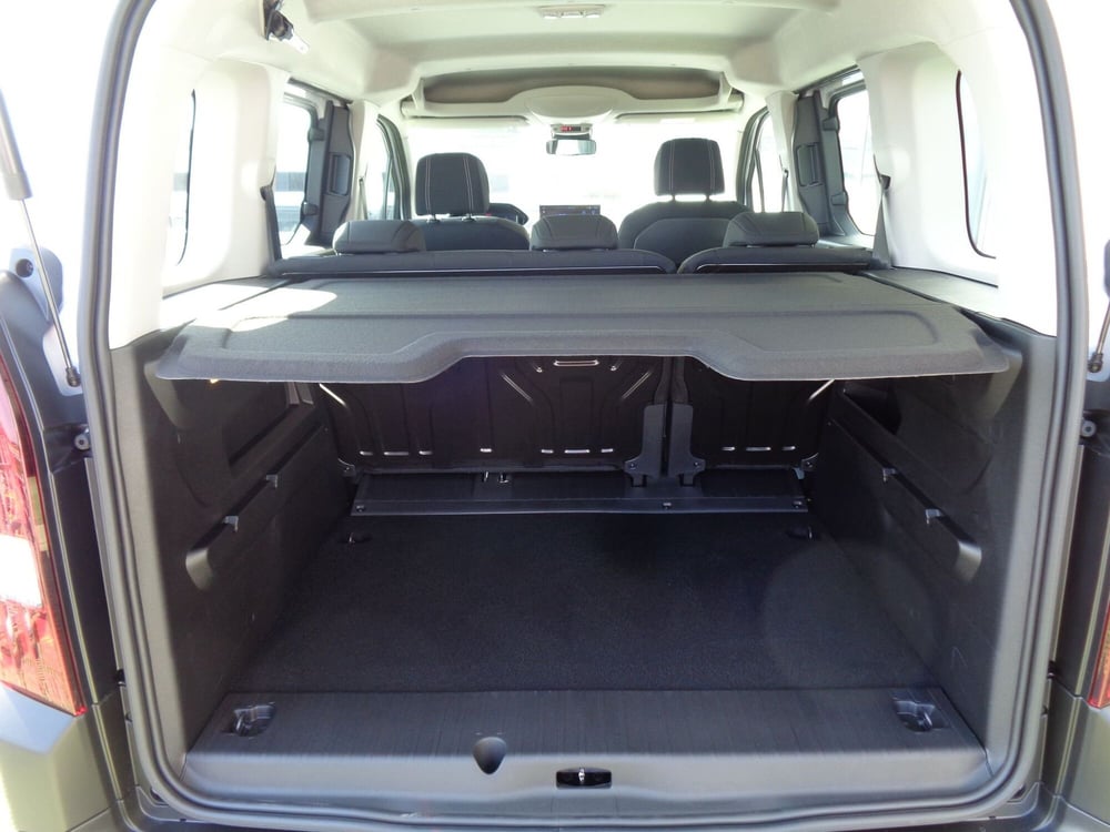 Peugeot Rifter nuova a Treviso (17)