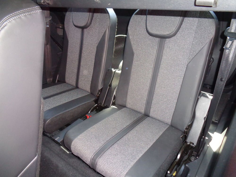 Peugeot 5008 usata a Treviso (10)