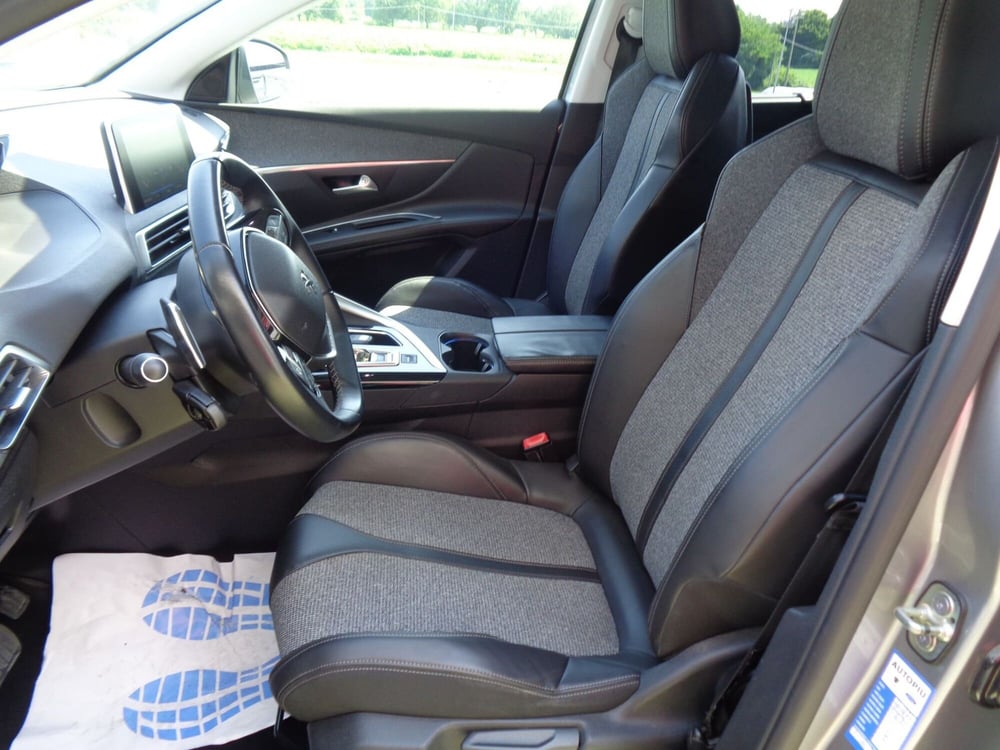 Peugeot 5008 usata a Treviso (8)