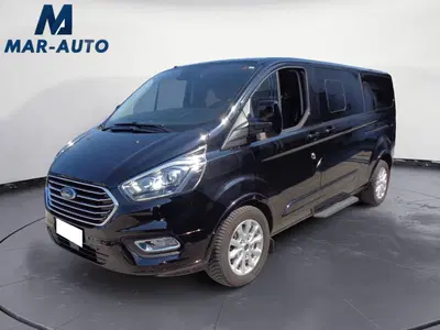 Ford Tourneo Custom 310 2.0 TDCi 170CV PL Titanium del 2019 usata a Castelfranco Veneto